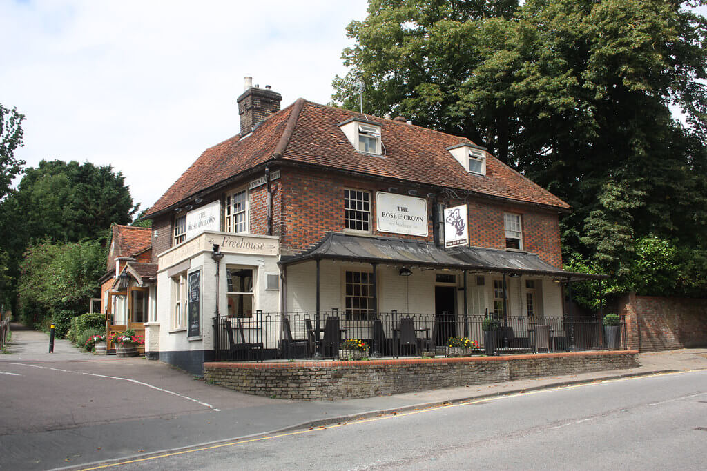 The Rose & Crown, Kings Langley Enjoy Dacorum